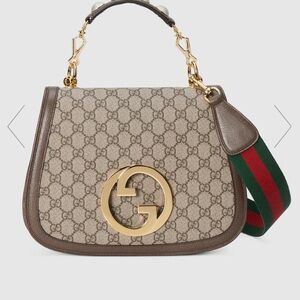Gucci supreme medium blondie